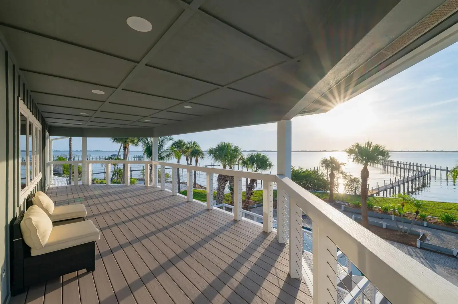 114 N SEWALLS POINT Road, Sewalls Point FL 34996 photo 4