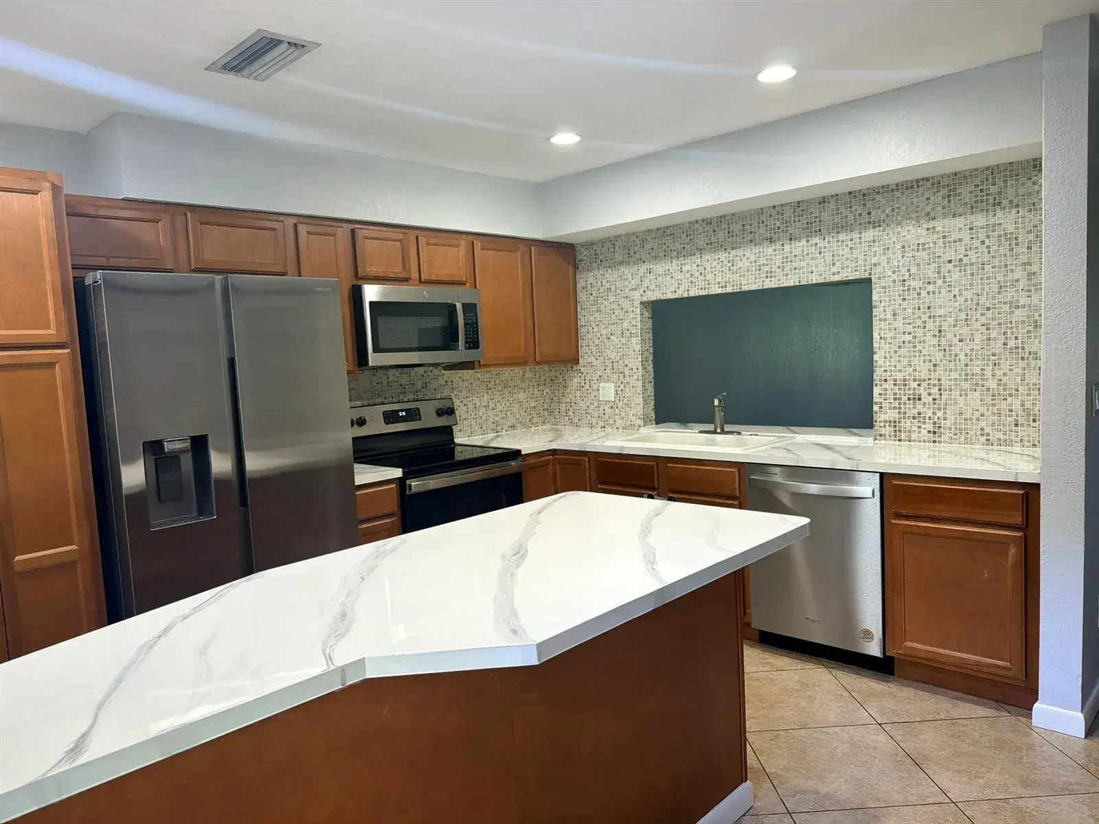 4075 N Palm Forest Dr Drive N, Delray Beach FL 33445