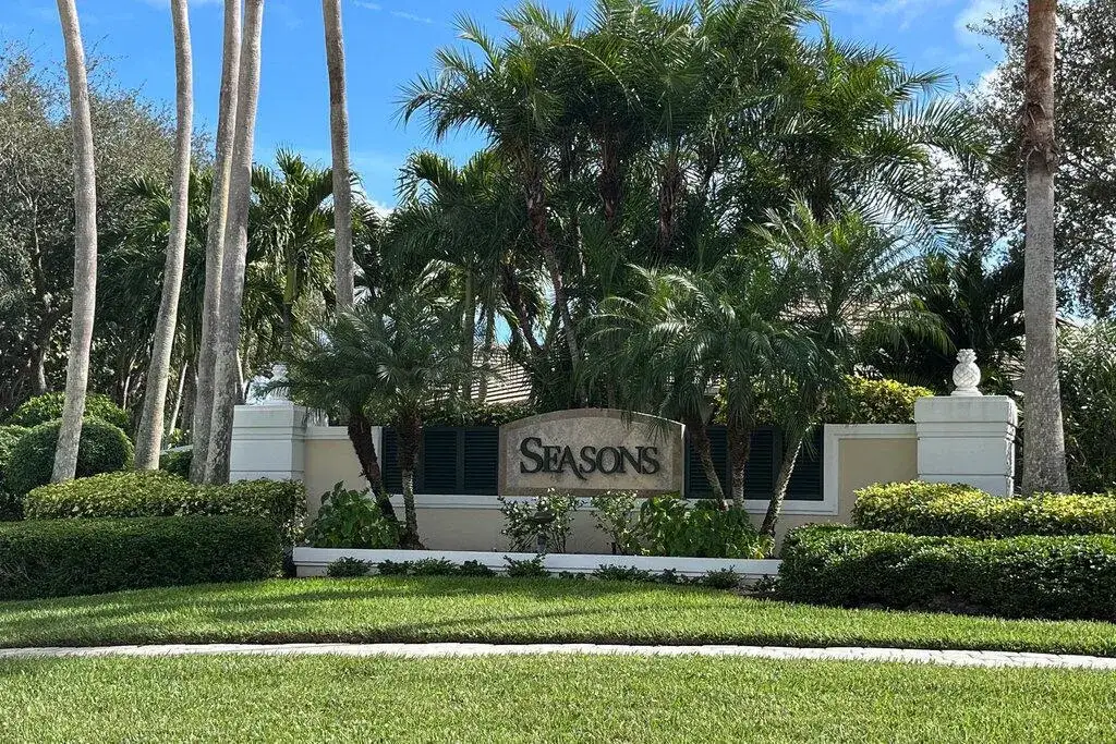 9190 Spring Time Drive, Vero Beach FL 32963