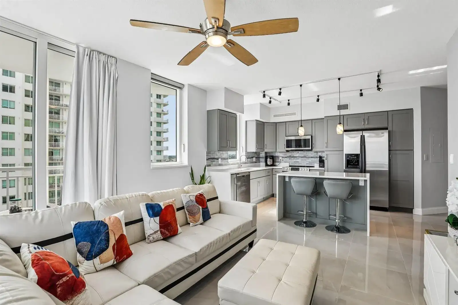 1755 E Hallandale Beach Boulevard, Hallandale Beach FL 33009 photo 3