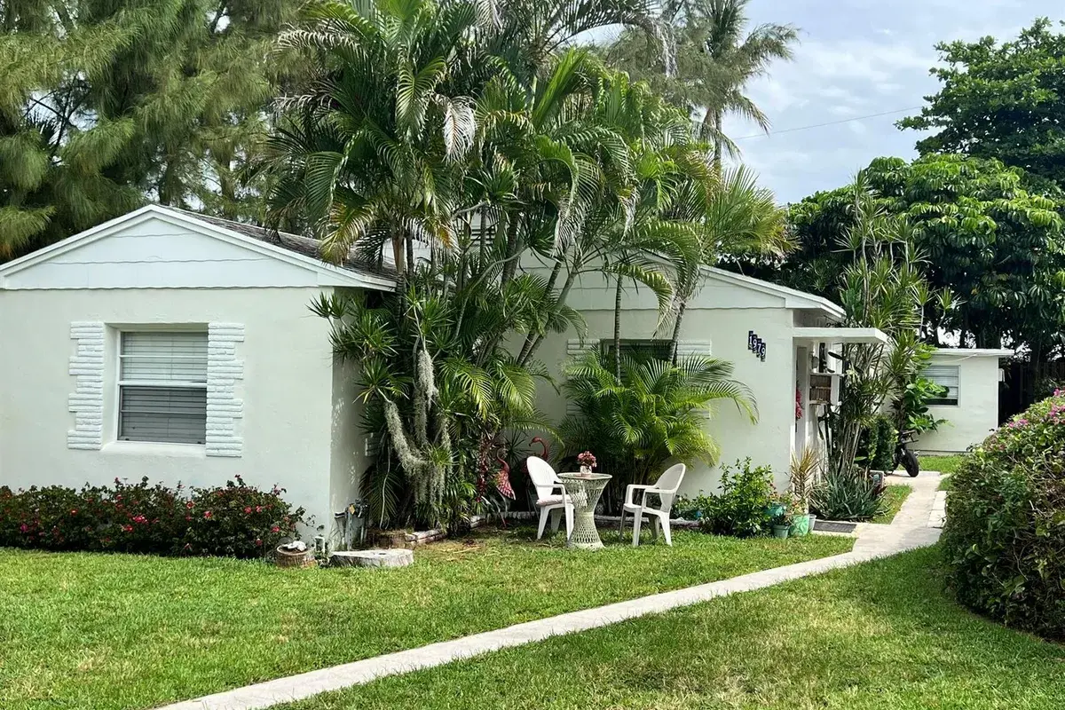 1979 NE 3rd Street # 4, Deerfield Beach FL 33441