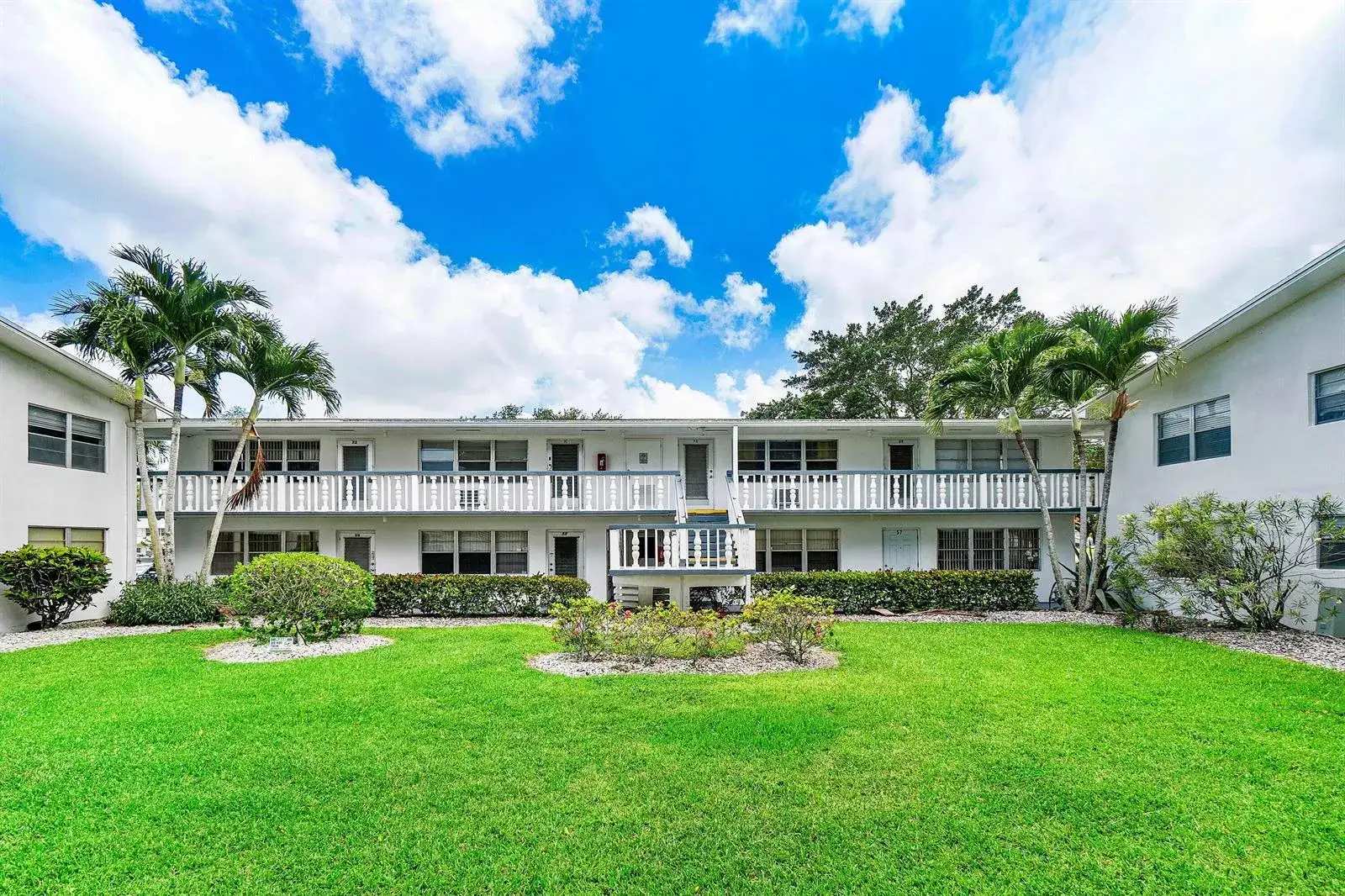 57 Canterbury, West Palm Beach FL 33417 photo 3