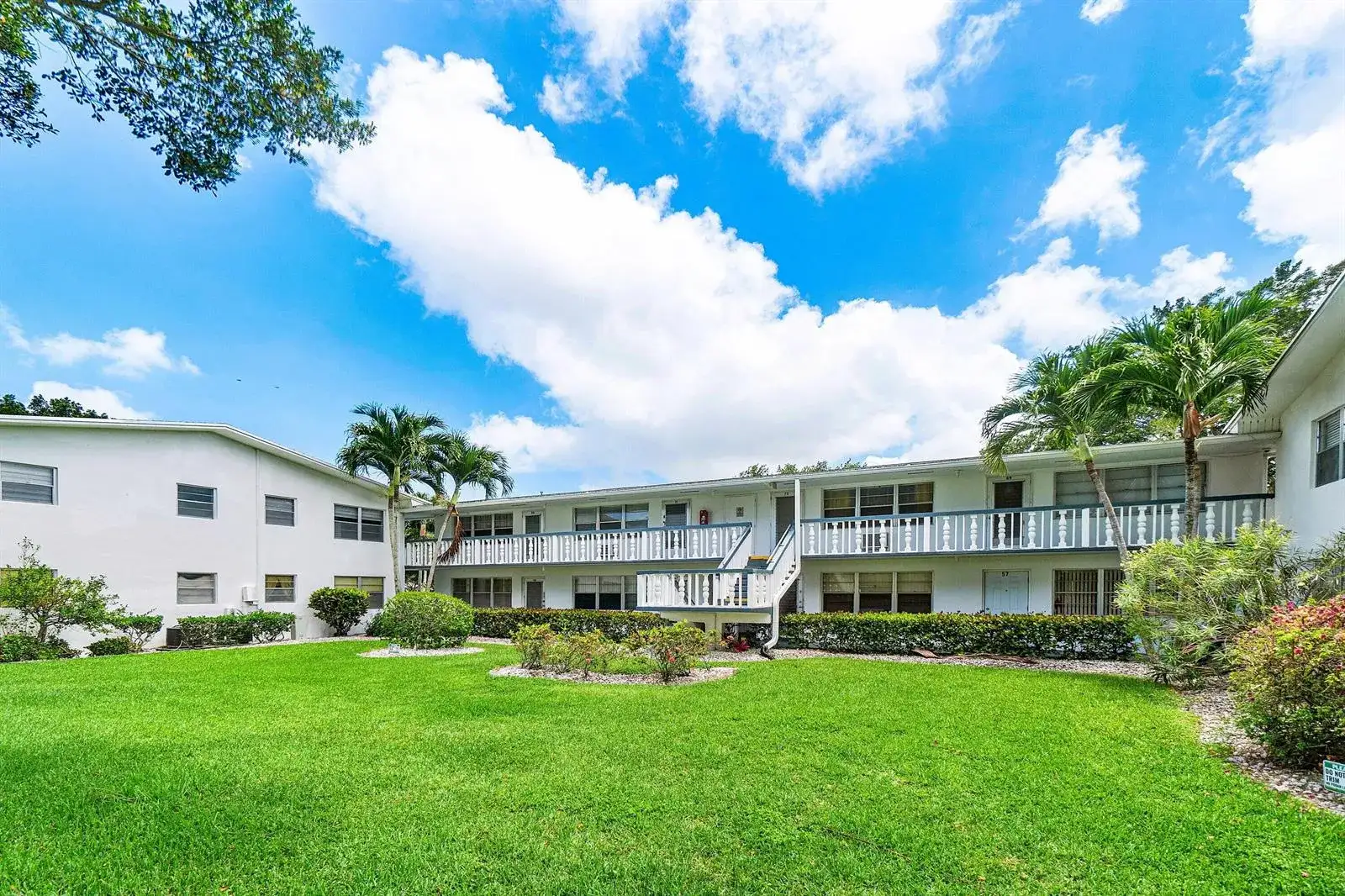 57 Canterbury, West Palm Beach FL 33417 photo 4