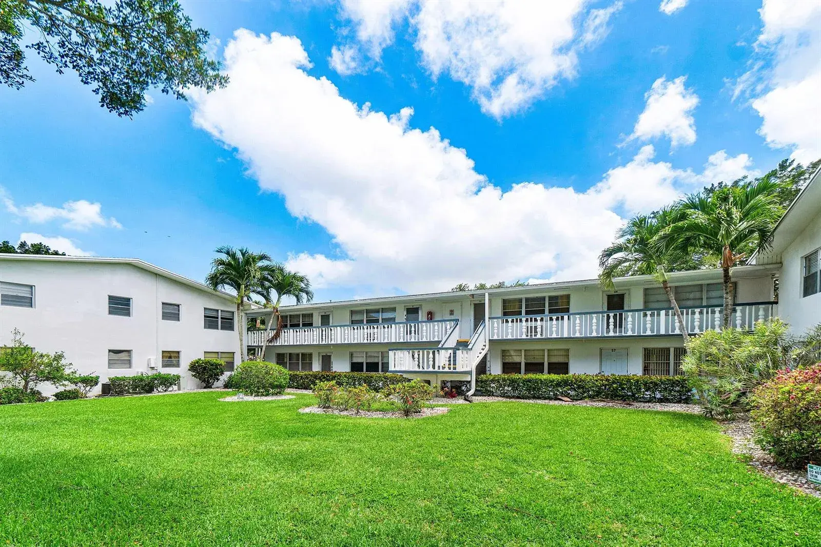 57 Canterbury, West Palm Beach FL 33417