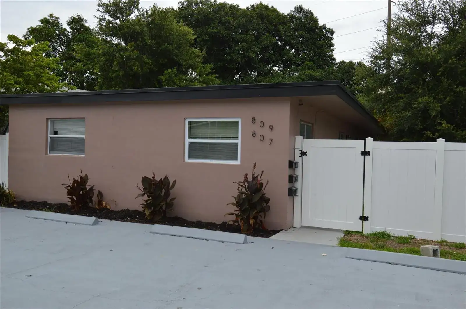 807 Phippen Waiters Road # 2, Dania Beach FL 33004