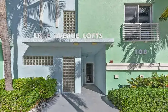 108 Lake Avenue # 406, FL 33460 photo 2
