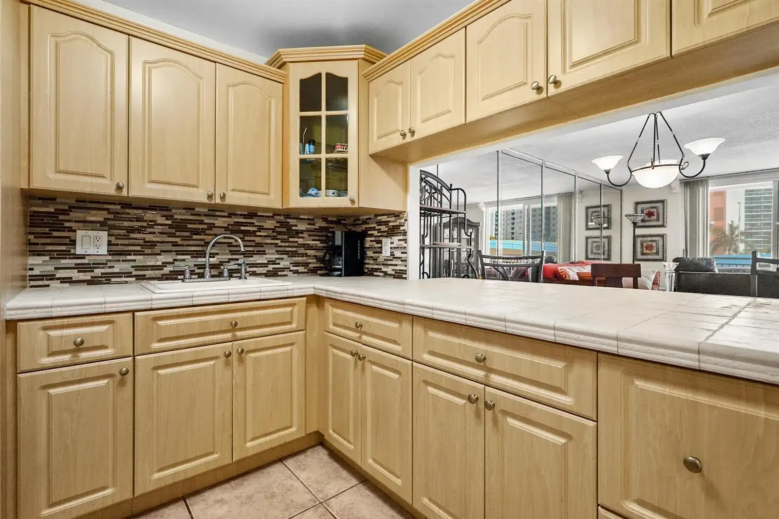 1801 S Ocean Drive Unit 332, Hallandale Beach FL 33009 photo 2