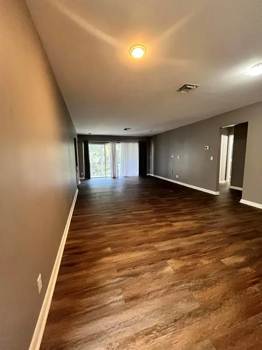1700 Presidential Way # 203, West Palm Beach FL 33401
