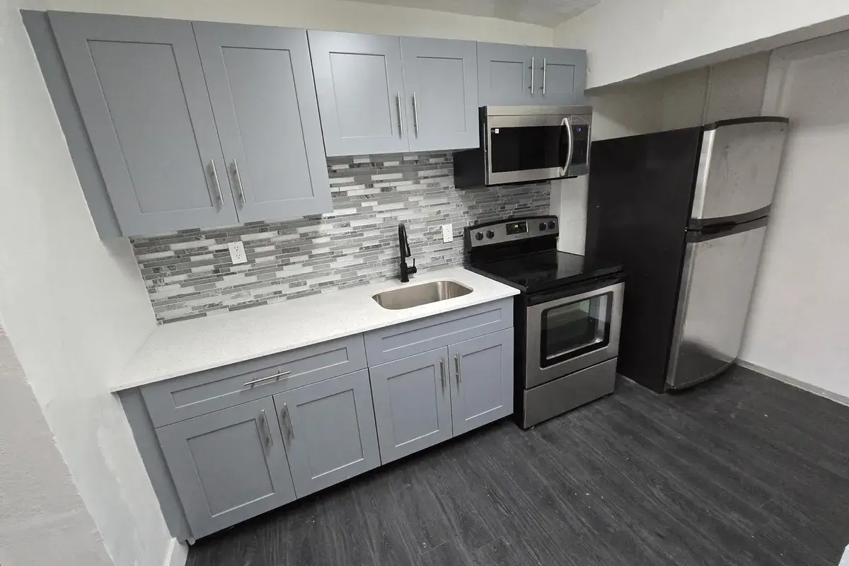 1201 NW 30th Avenue # 4, Fort Lauderdale FL 33311