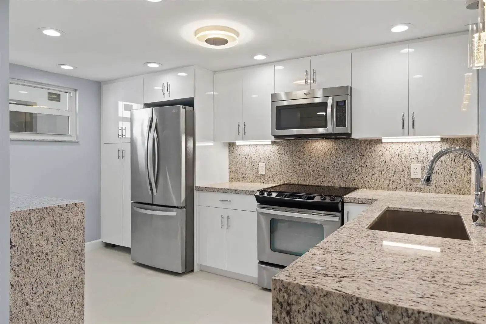 3580 S Ocean Boulevard # 8b, South Palm Beach FL 33480 photo 4