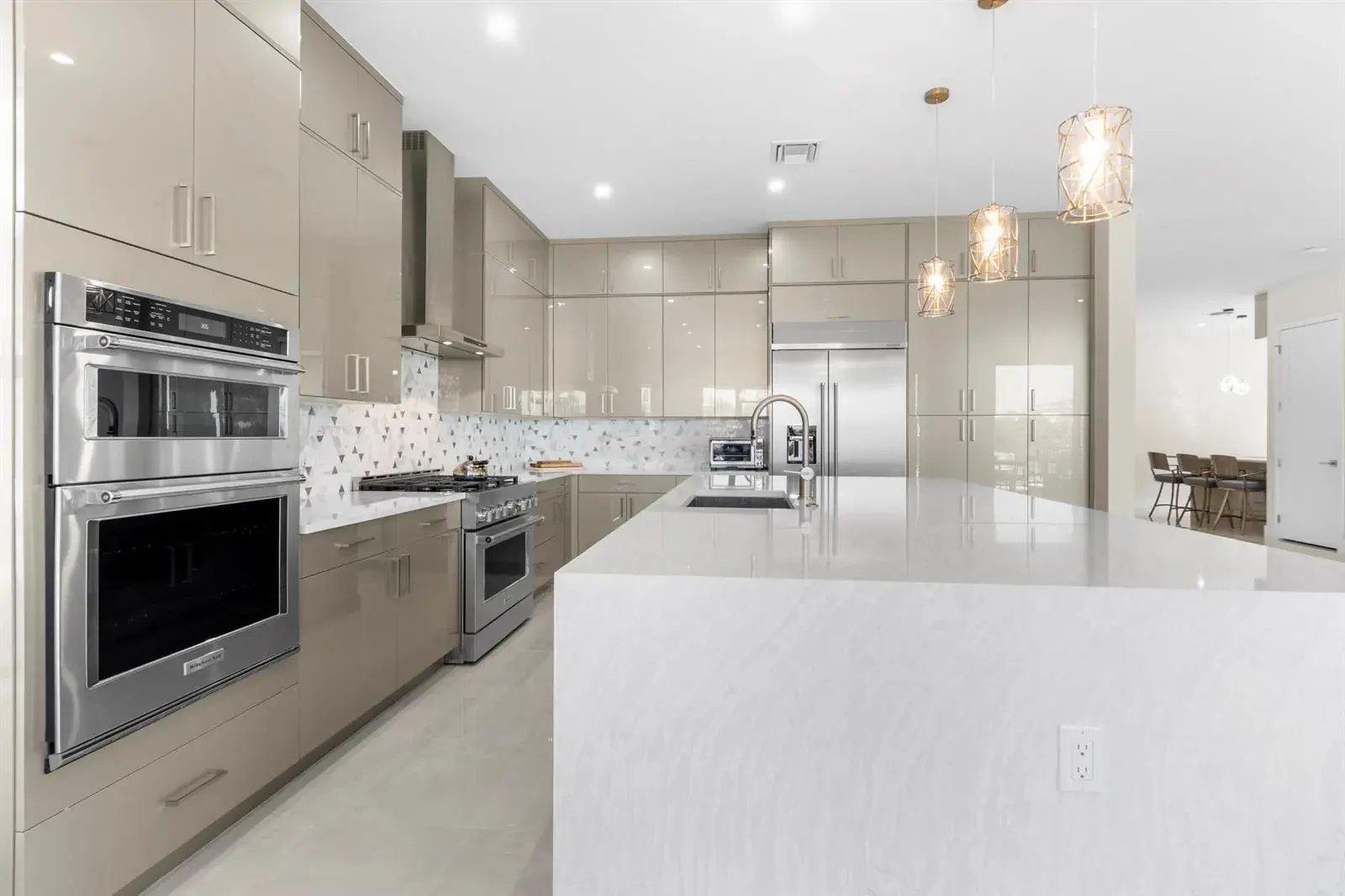 12510 Solano Bay Circle, Palm Beach Gardens FL 33412