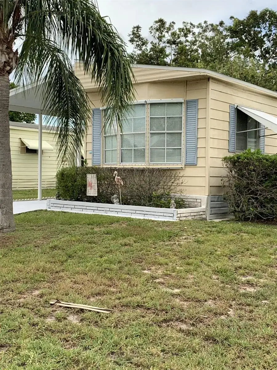 125 E Caribbean, Port St. Lucie FL 34952 photo 2