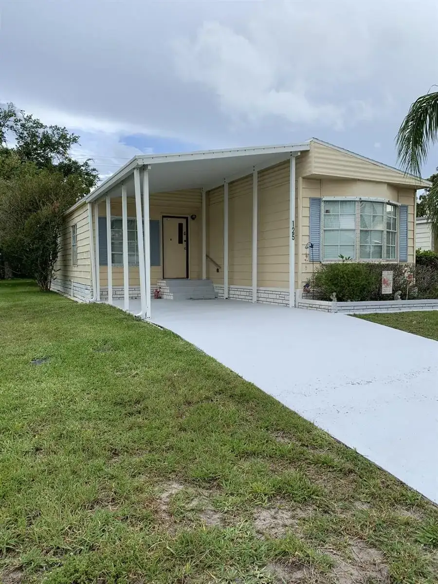 125 E Caribbean, Port St. Lucie FL 34952 photo 4