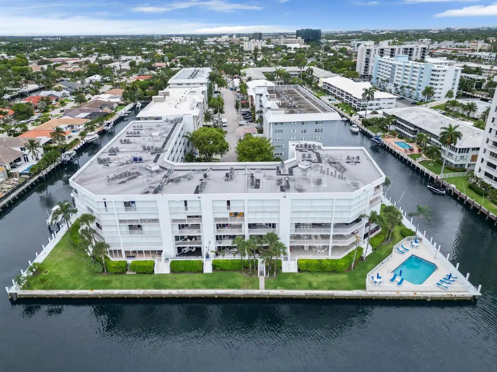 3100 NE 47th Court # 305, Fort Lauderdale FL 33308 photo 2