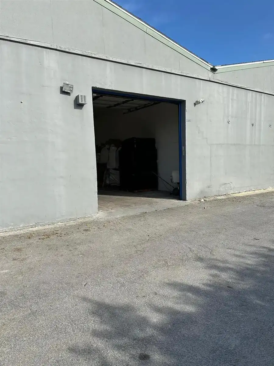 3300 Burris Road, Davie FL 33314