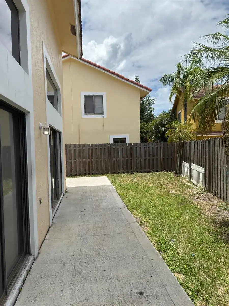 13769 Yarmouth Drive, Wellington FL 33414 photo 3