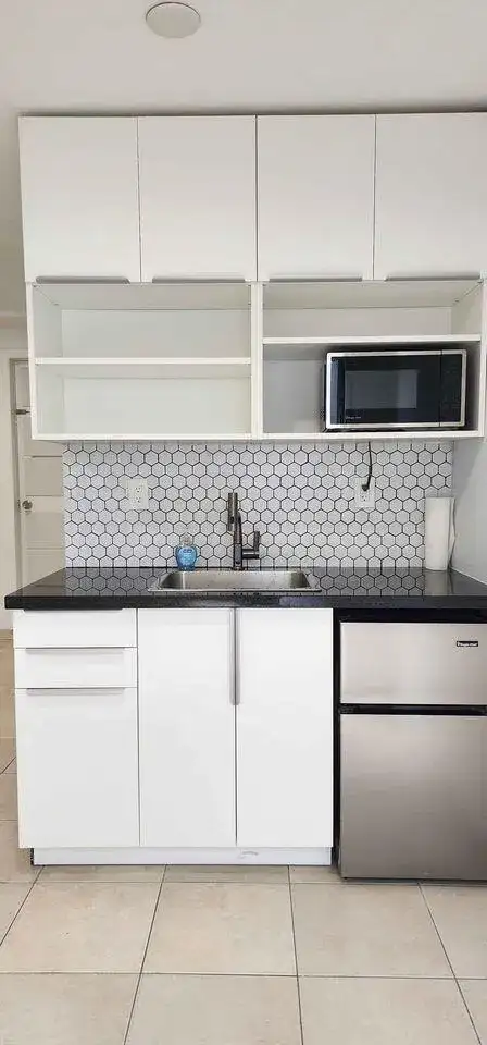 4648 SW 24th Avenue, Dania Beach FL 33312 photo 4