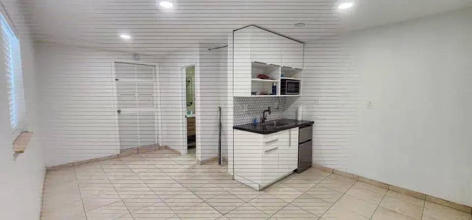 4648 SW 24th Avenue, Dania Beach FL 33312 photo 5
