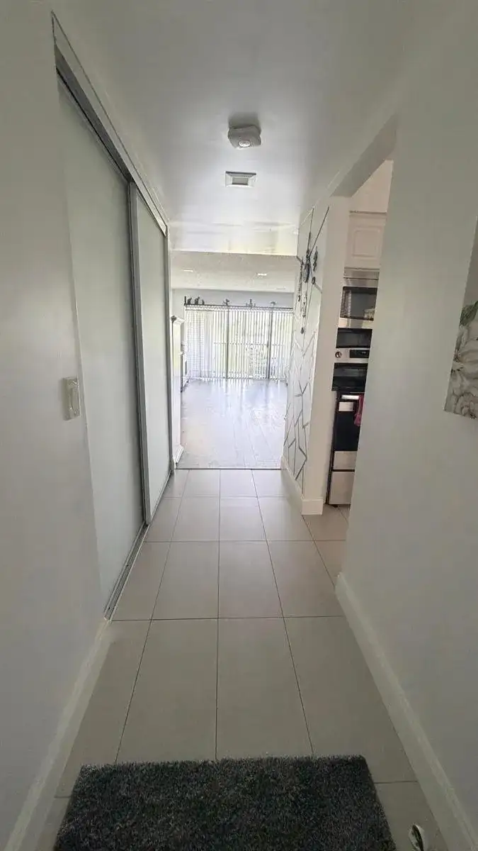 4284 Deste # 304, Lake Worth FL 33467 photo 5