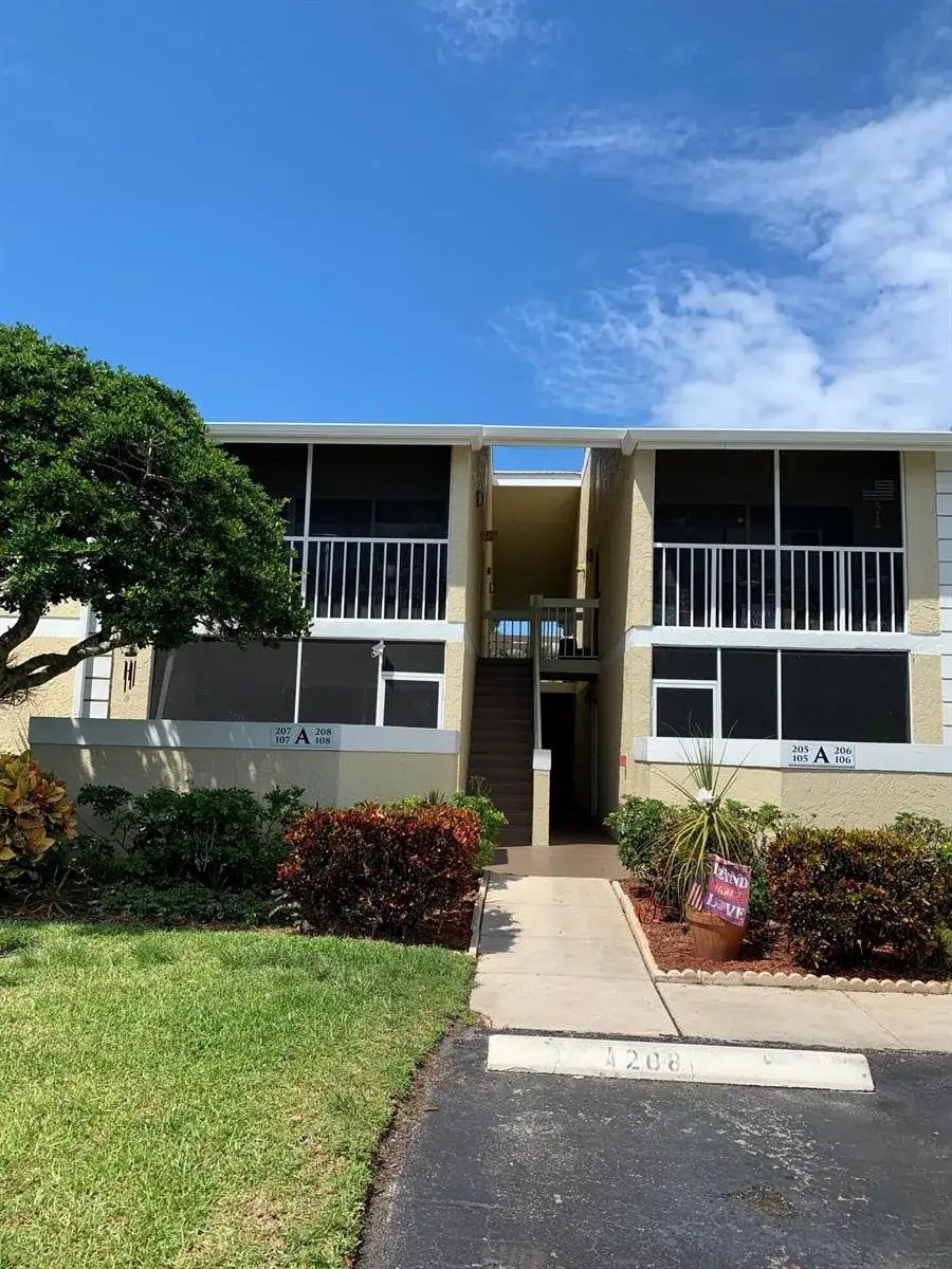 1565 SE Royal Green Circle # 108, Port St. Lucie FL 34952