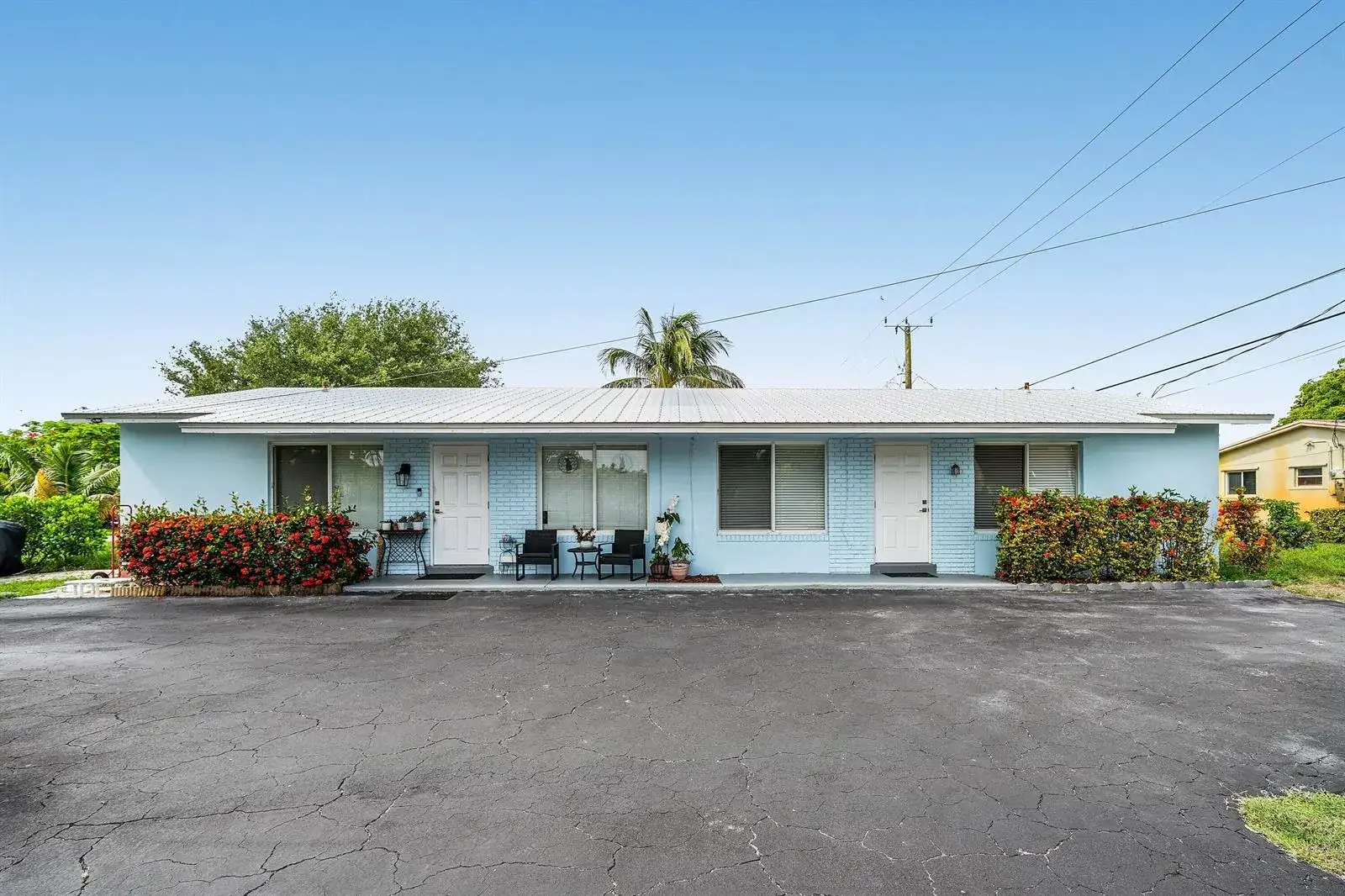 198 NE 28th Street, Boca Raton FL 33431 photo 2