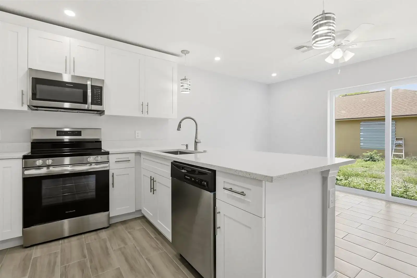 2955 Dunbar Street Unit A, Fort Myers FL 33916 photo 4