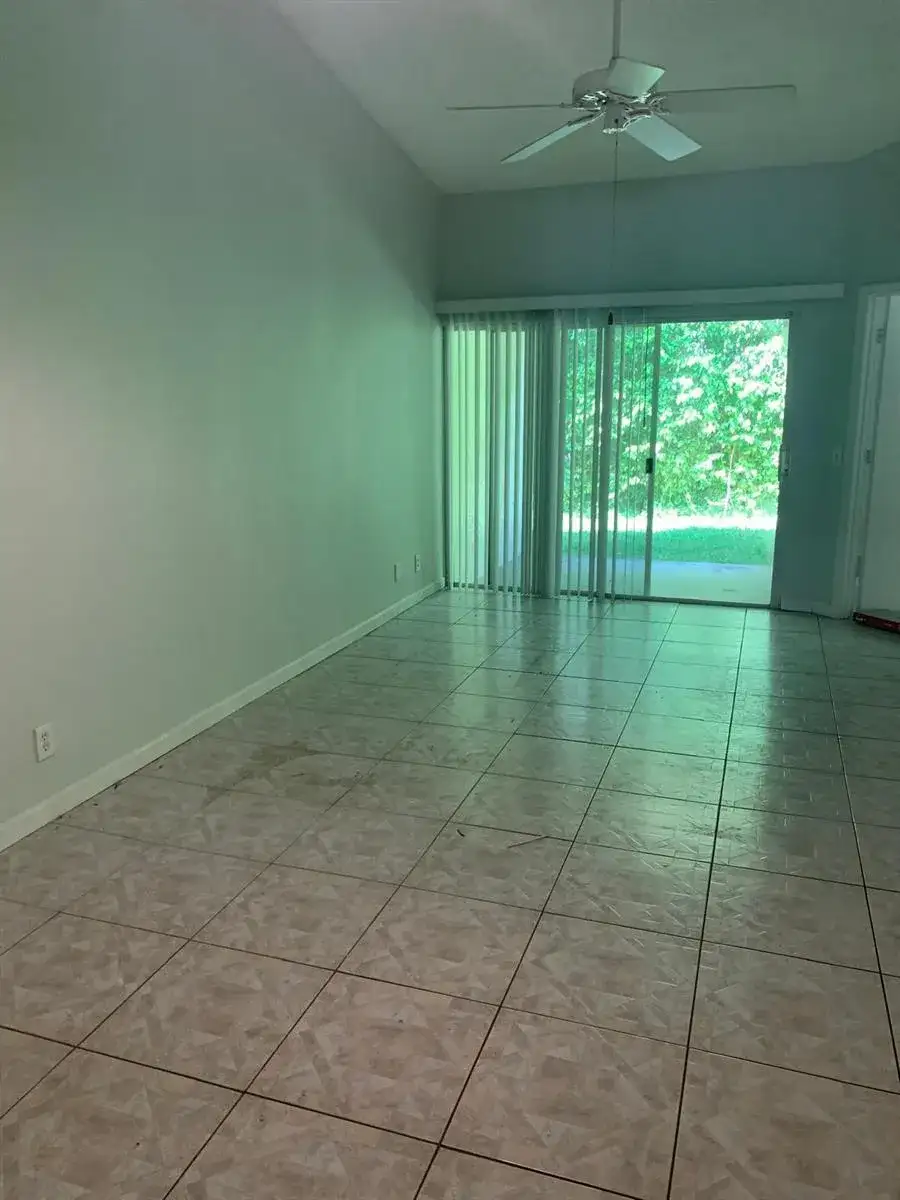4923 SW 32nd Avenue, Dania Beach FL 33312 photo 2