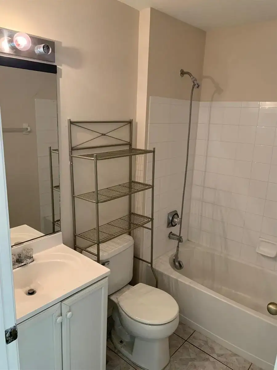 4923 SW 32nd Avenue, Dania Beach FL 33312 photo 3