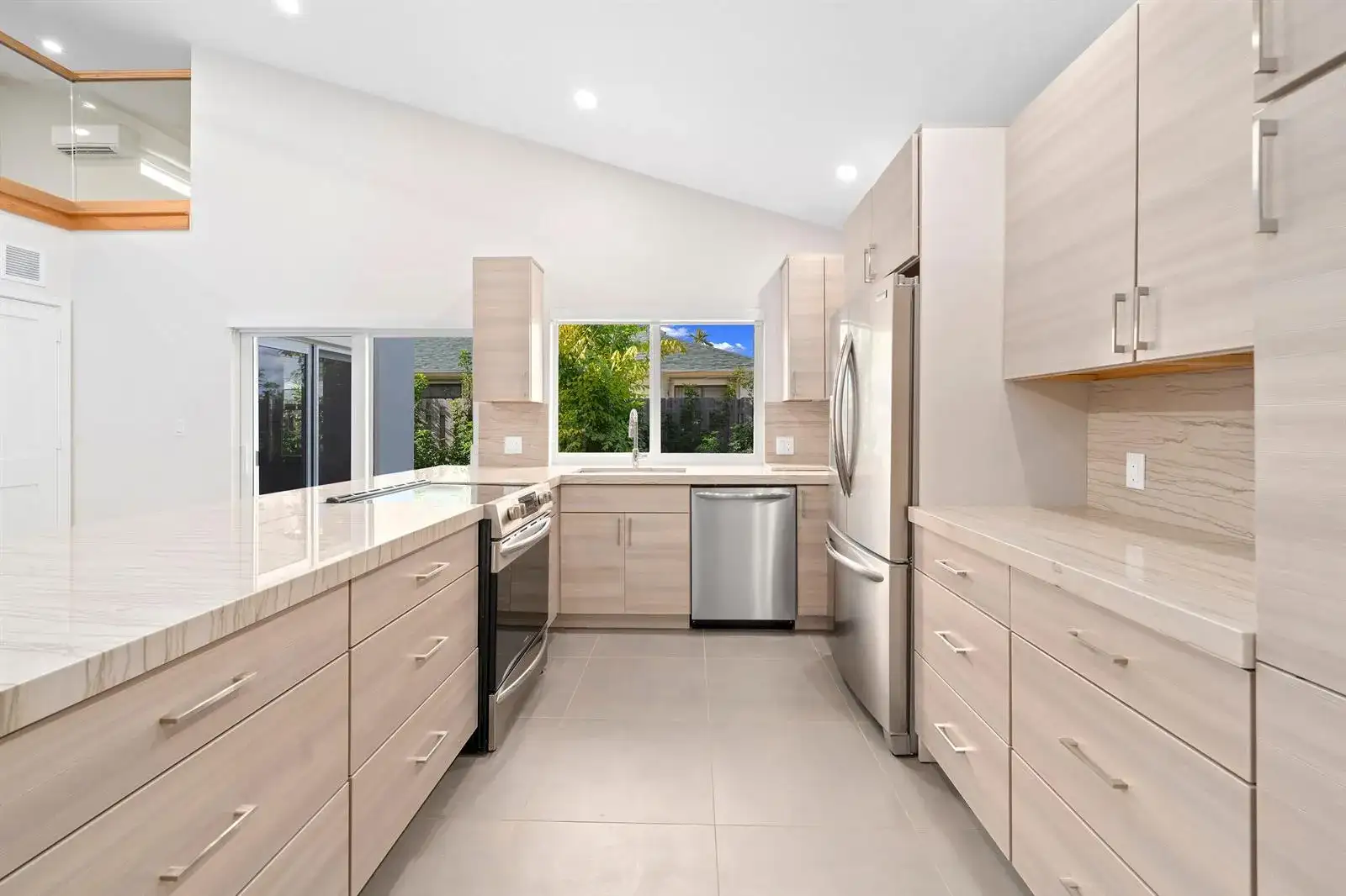 4197 NE 5th Avenue, Boca Raton FL 33431 photo 4