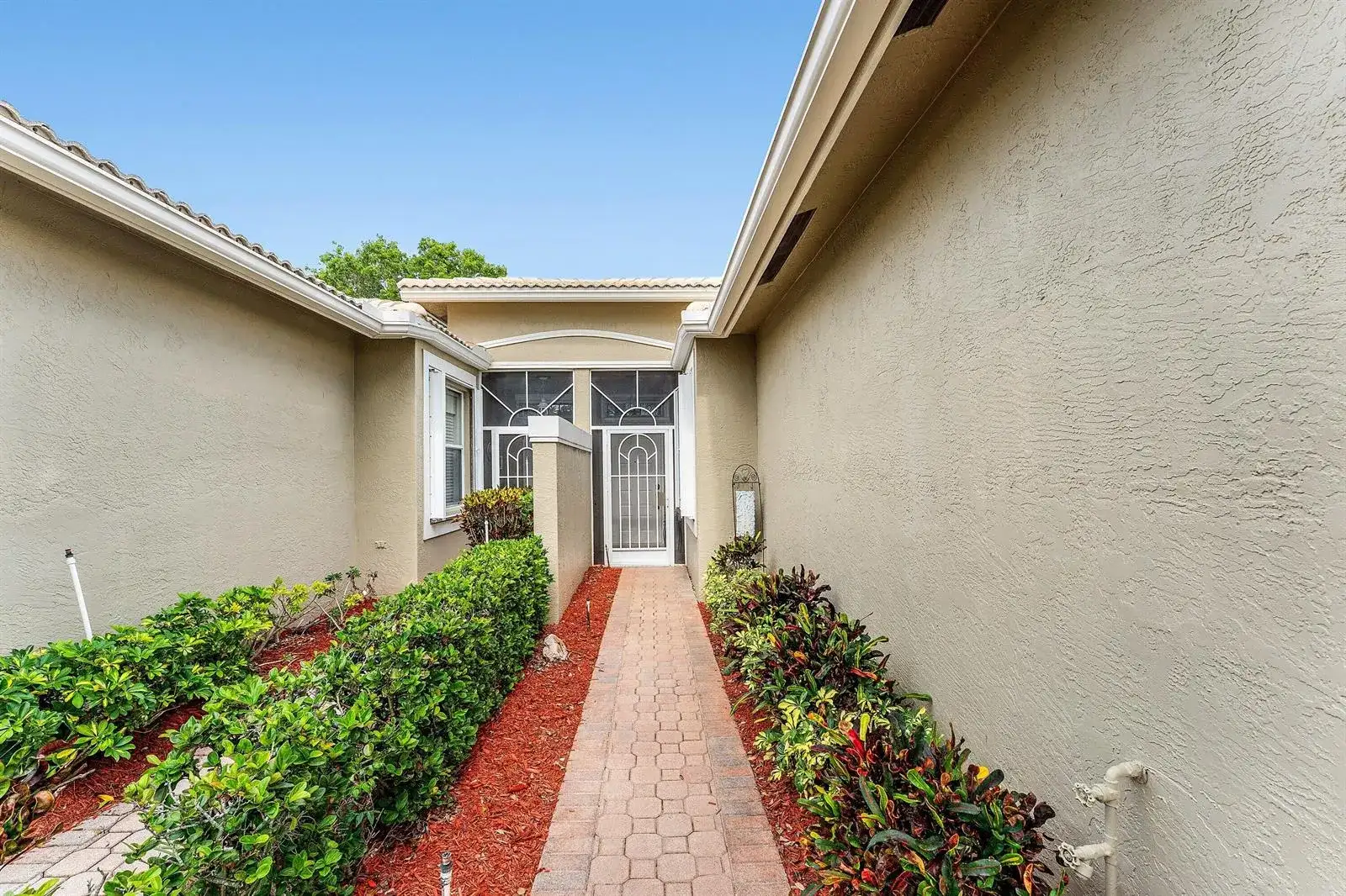 10760 Royal Caribbean Circle, Boynton Beach FL 33437 photo 3