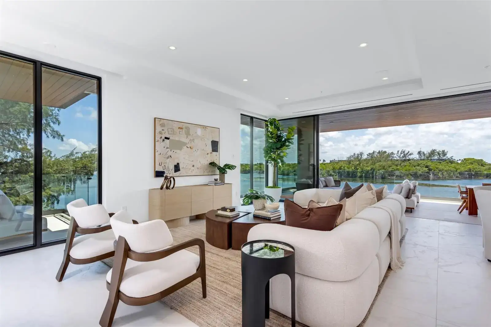 900 Lago Mar Lane, Boca Raton FL 33431 photo 4