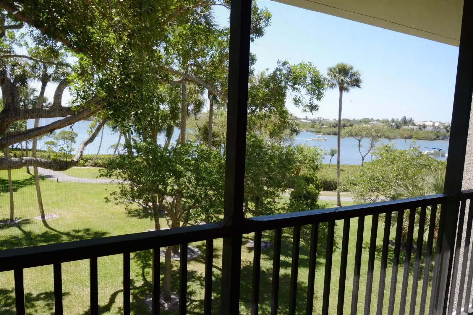 1000 N Us Highway 1, Jupiter FL 33477 photo 2