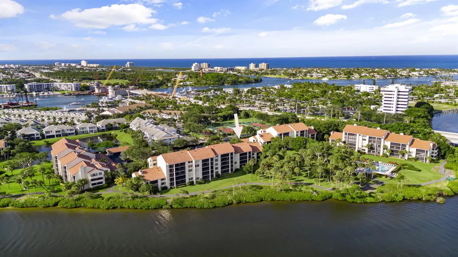 1000 N Us Highway 1, Jupiter FL 33477 photo 4