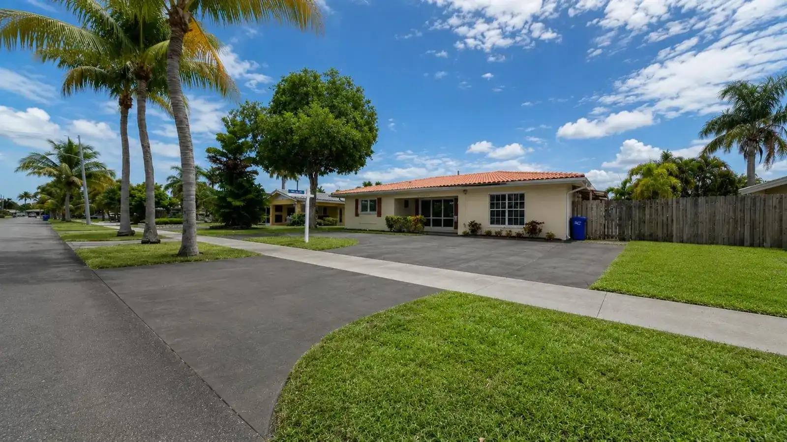 420 SE 4th Court, Pompano Beach FL 33060