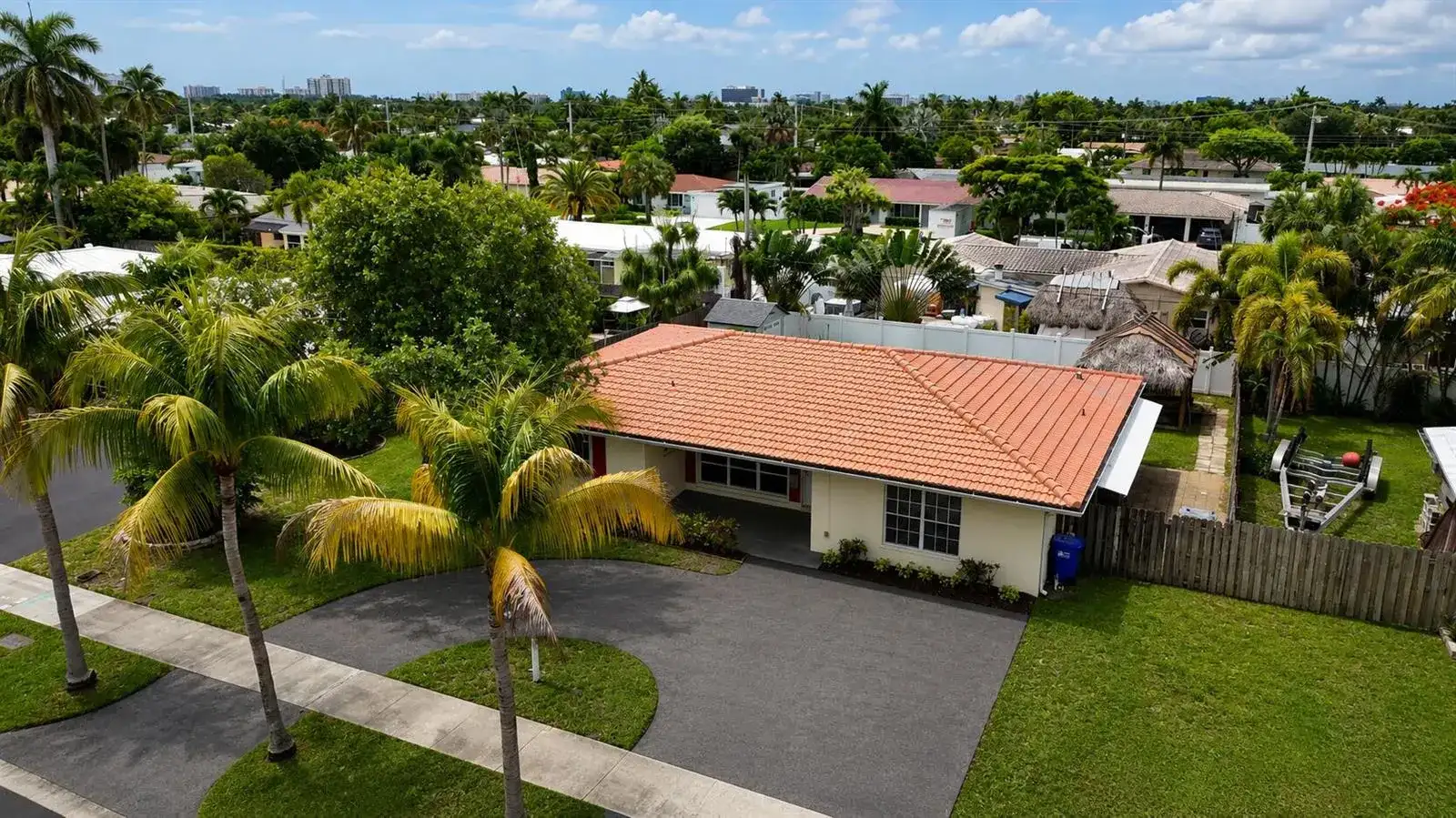 420 SE 4th Court, Pompano Beach FL 33060 photo 4