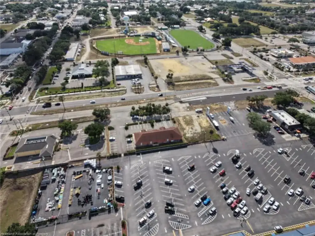 123 U.s. 27, Lake Placid FL 33852 photo 3