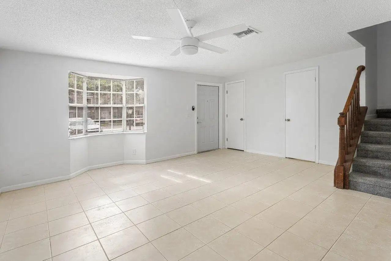 304 Georgian Park Drive, Jupiter FL 33458 photo 3