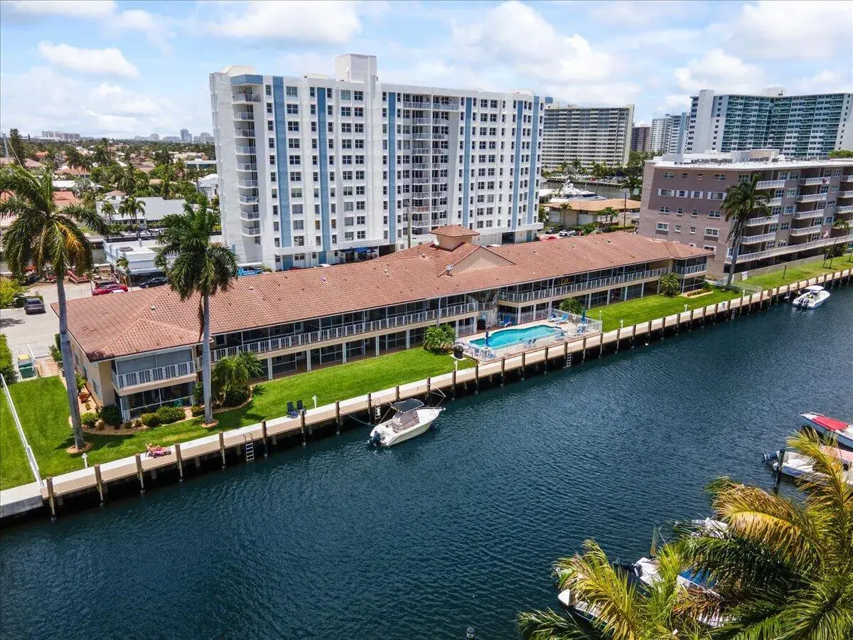 2864 NE 33rd Court # 205, Fort Lauderdale FL 33306
