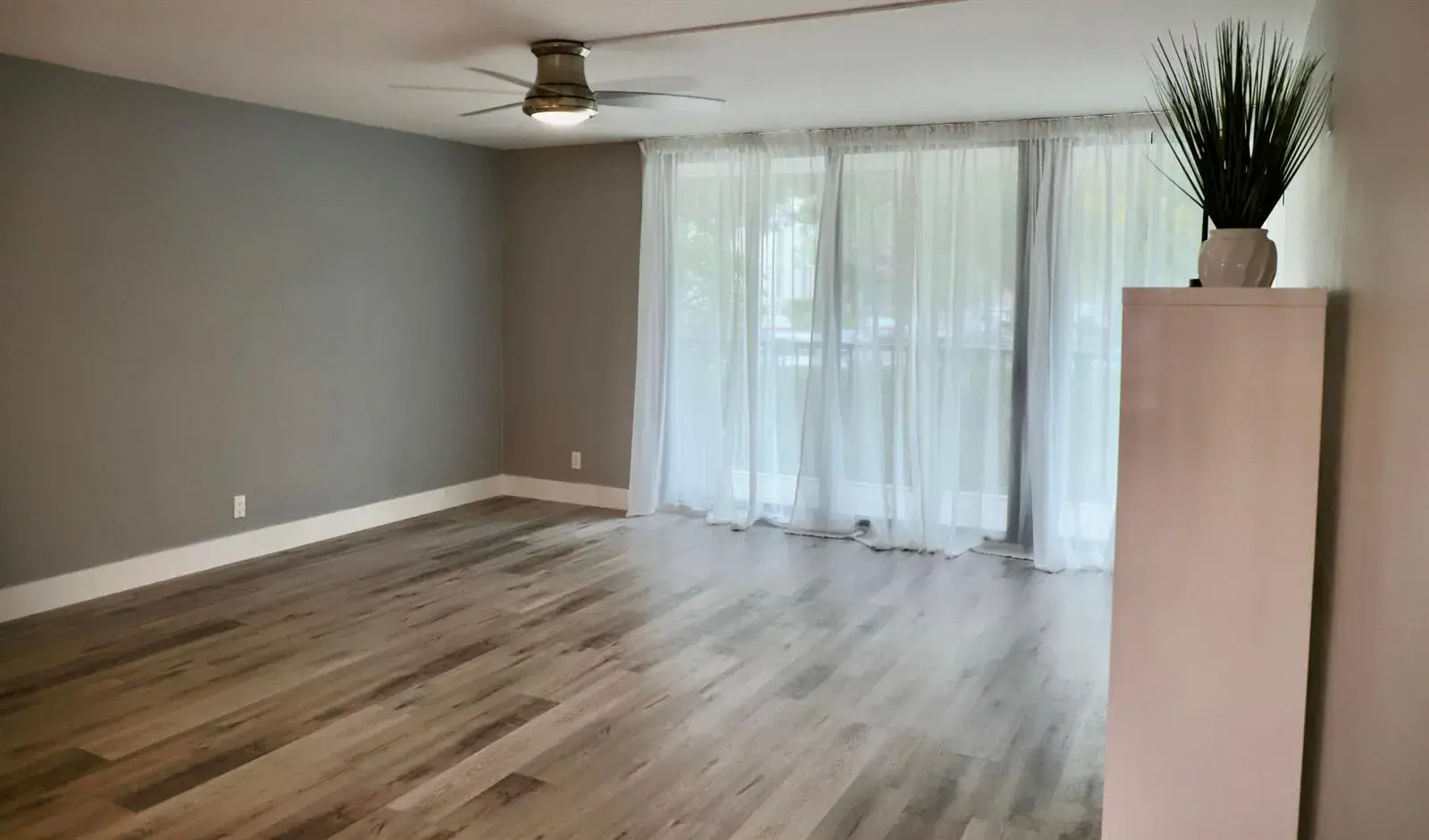 1301 River Reach Drive # 111, Fort Lauderdale FL 33315