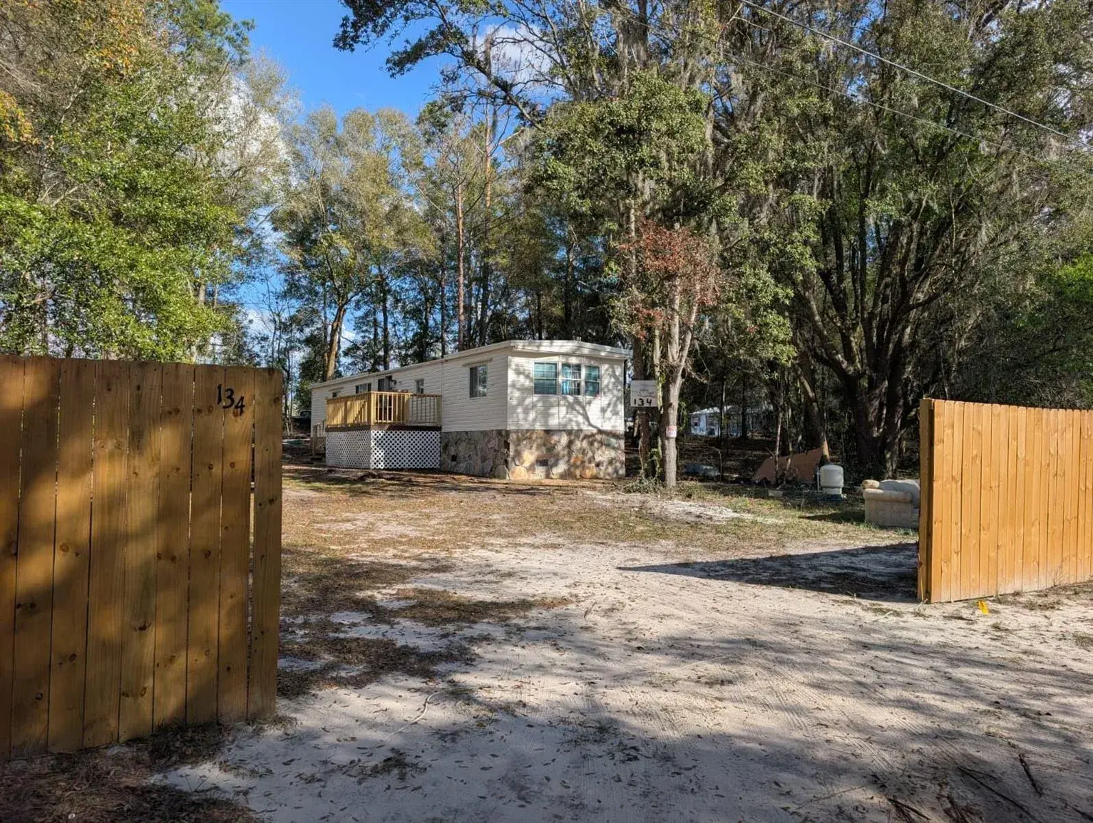134 John Street, FL 32640