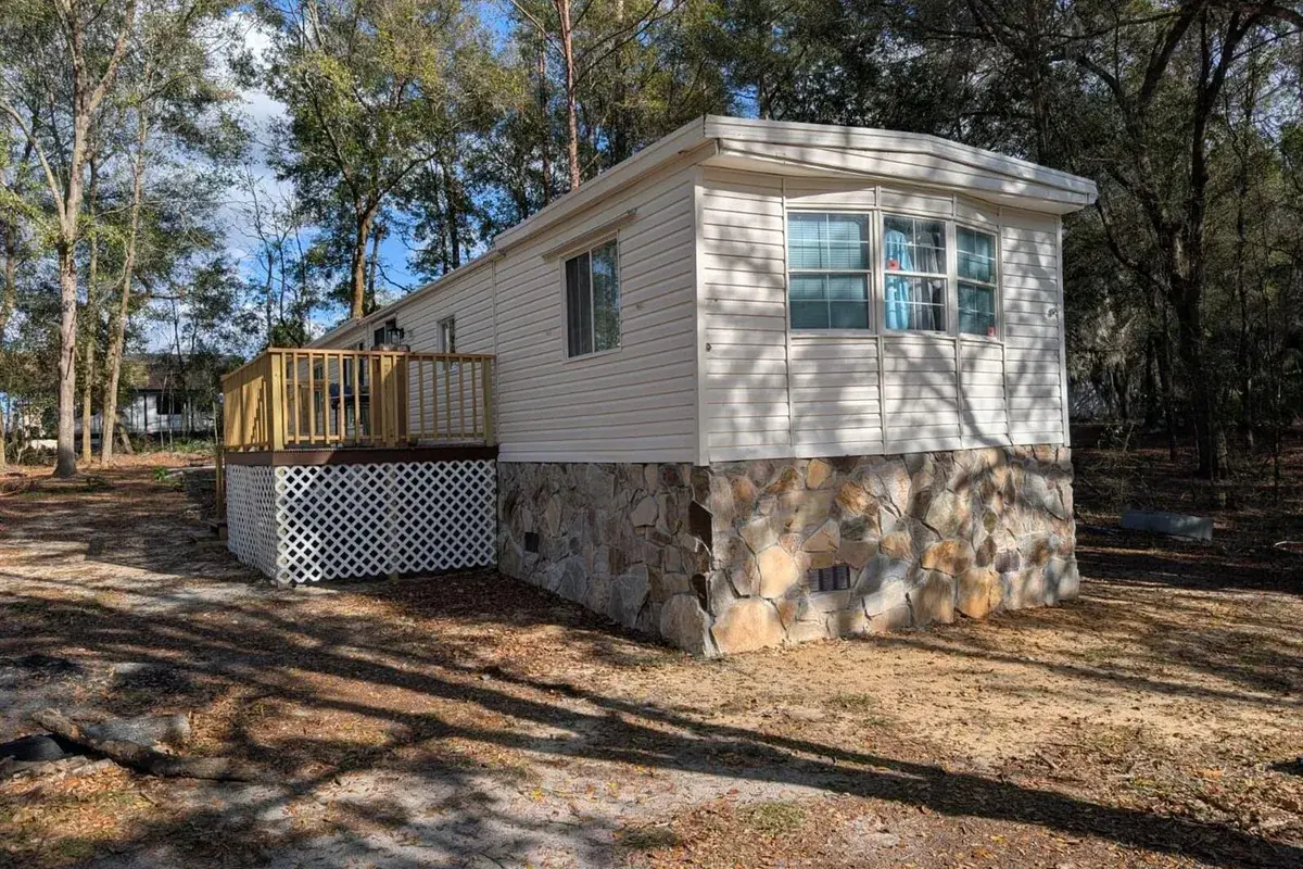 134 John Street, FL 32640