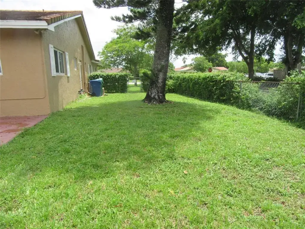 4100 NW 110th Avenue, Coral Springs FL 33065 photo 3