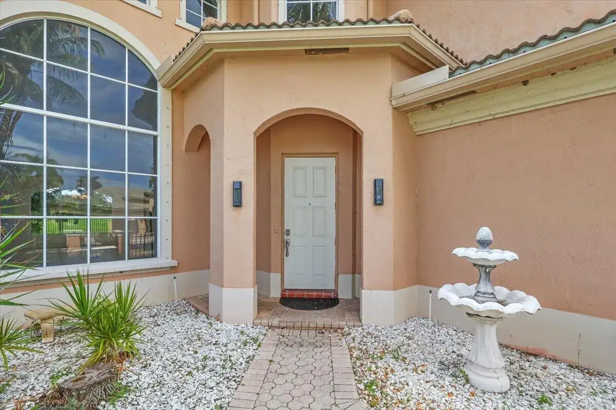 1831 Waldorf Drive, Royal Palm Beach FL 33411 photo 4