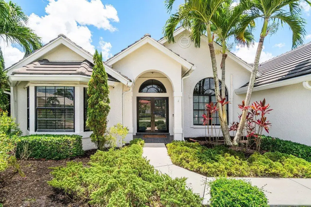2470 Sandstone Court, Wellington FL 33414 photo 3