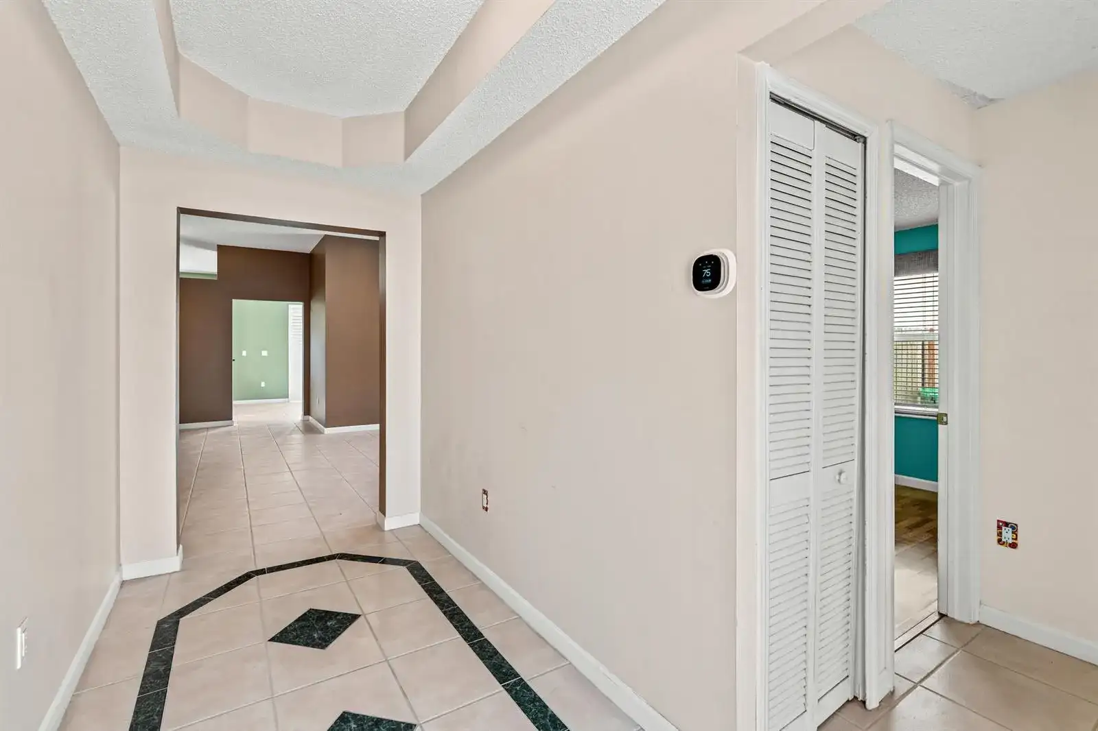376 E Royal Cove Circle, Davie FL 33325 photo 5