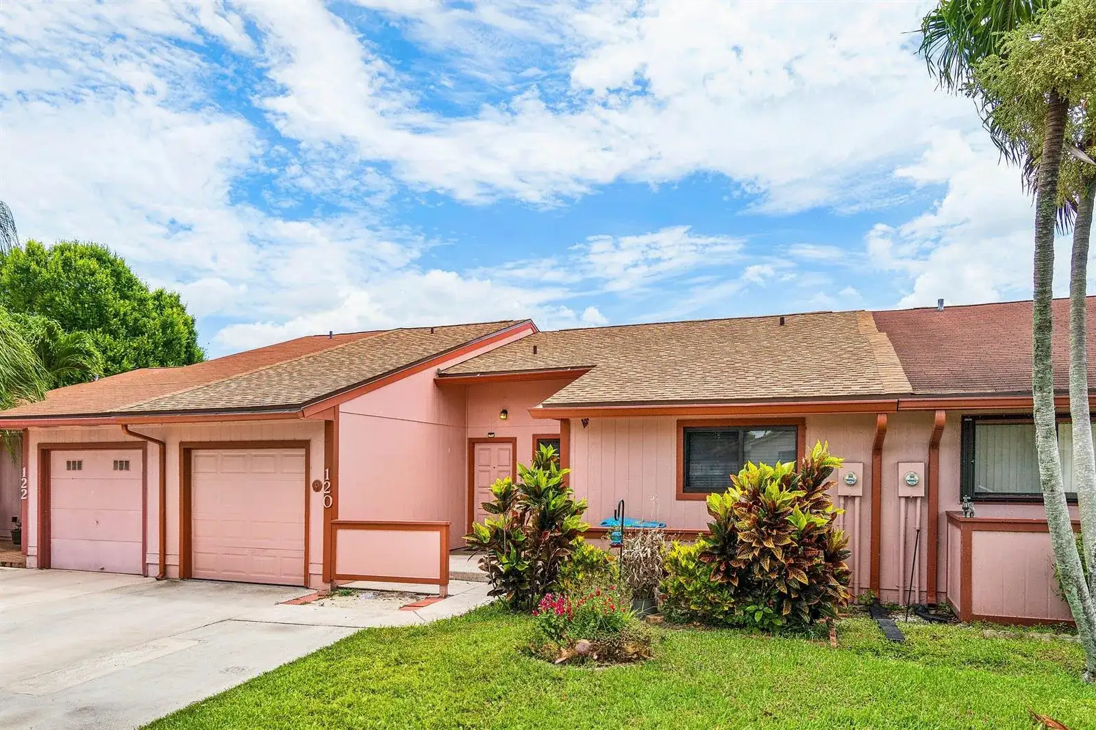 120 Mayfair Lane, Boynton Beach FL 33426 photo 3