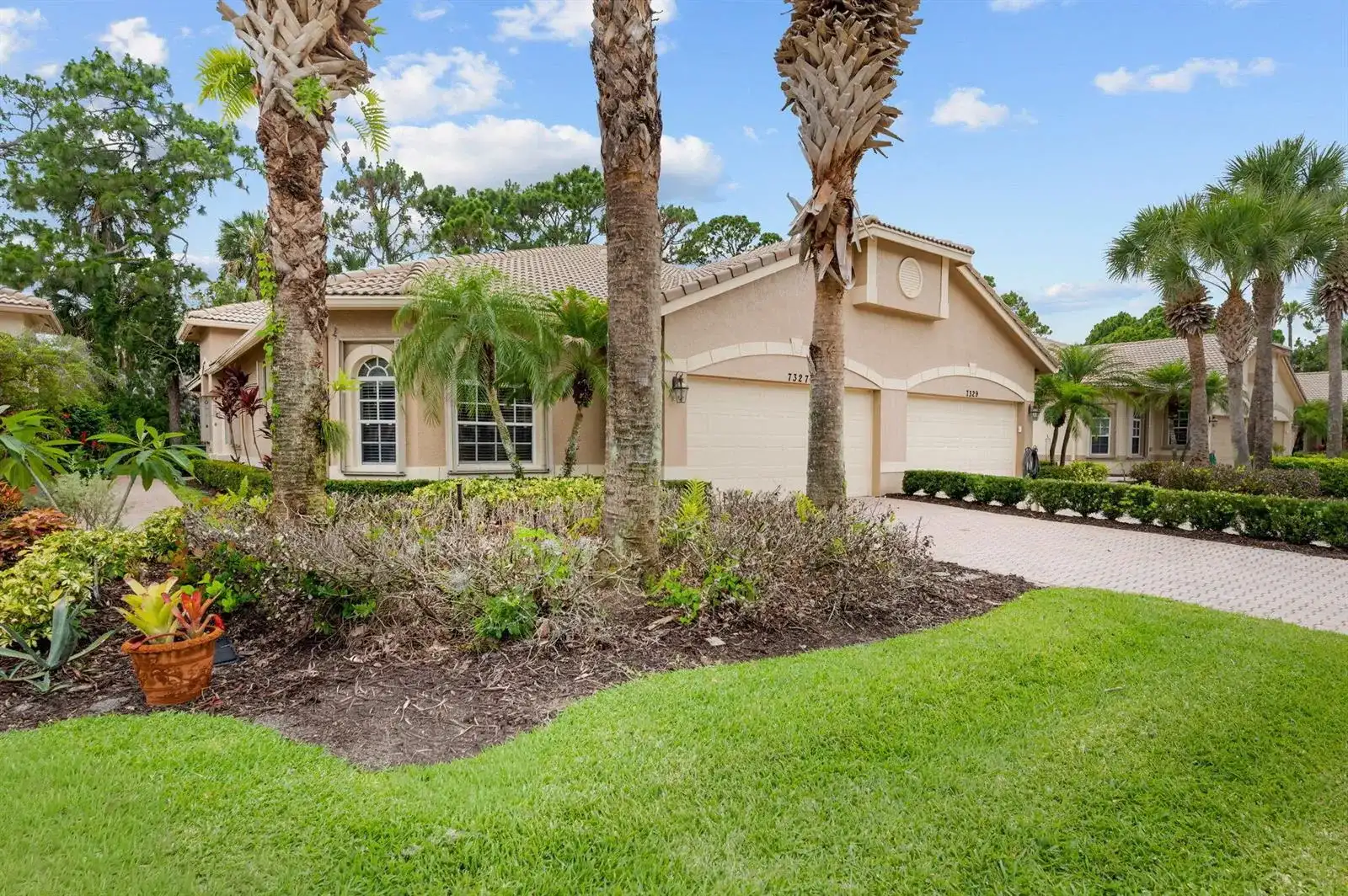 7327 Sea Pines Court, Port St. Lucie FL 34986