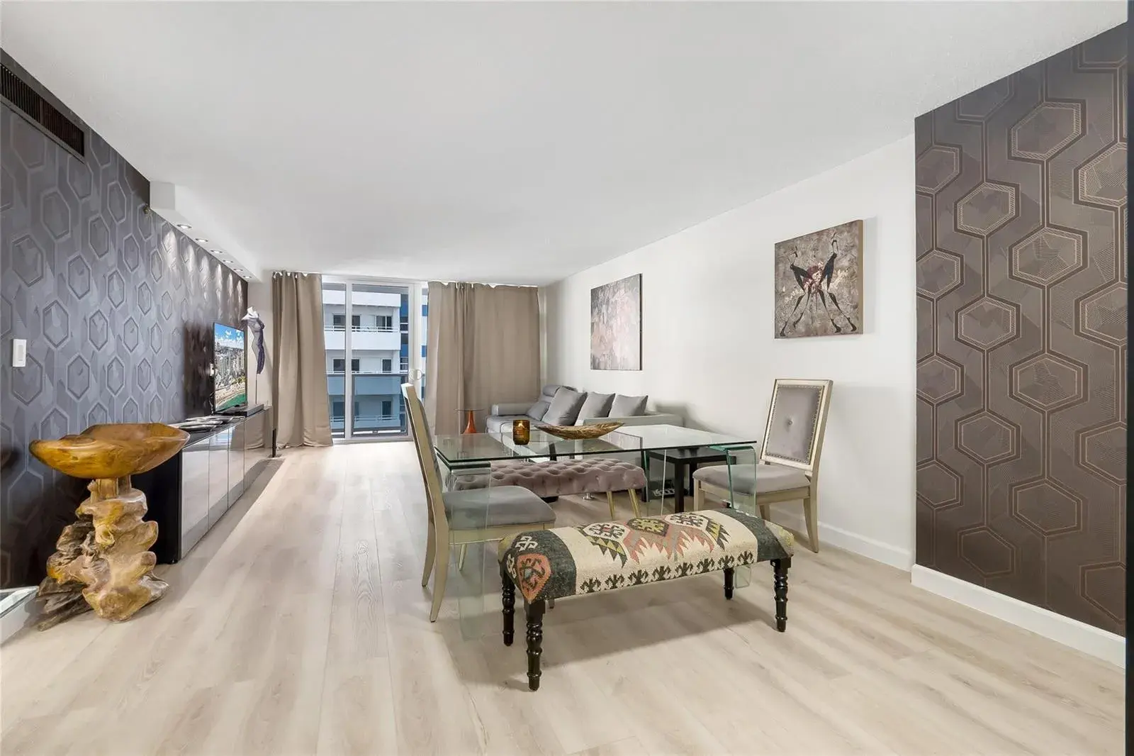 3140 S Ocean Drive # 208, Hallandale Beach FL 33009