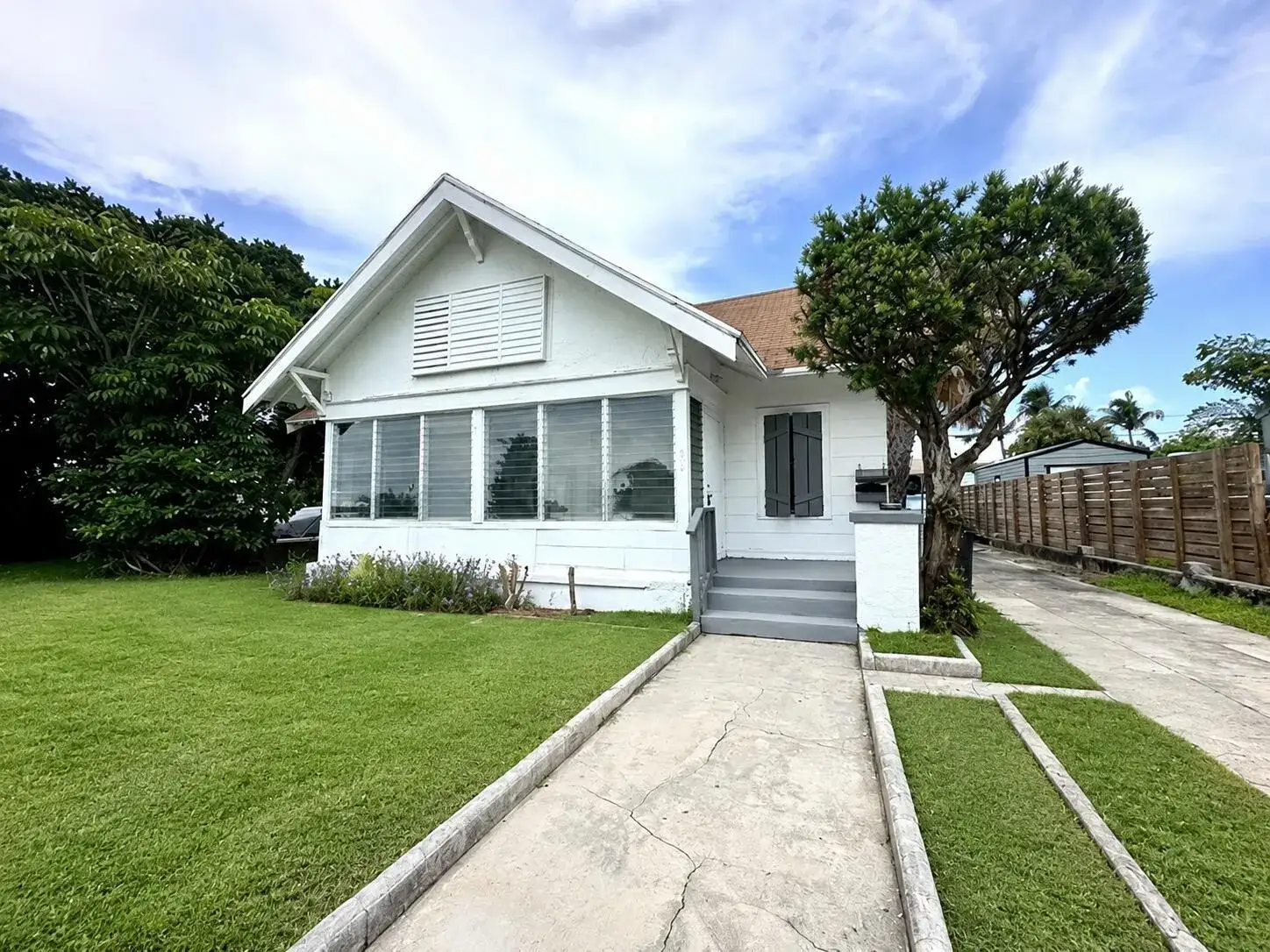 523 Valley Forge Road, West Palm Beach FL 33405