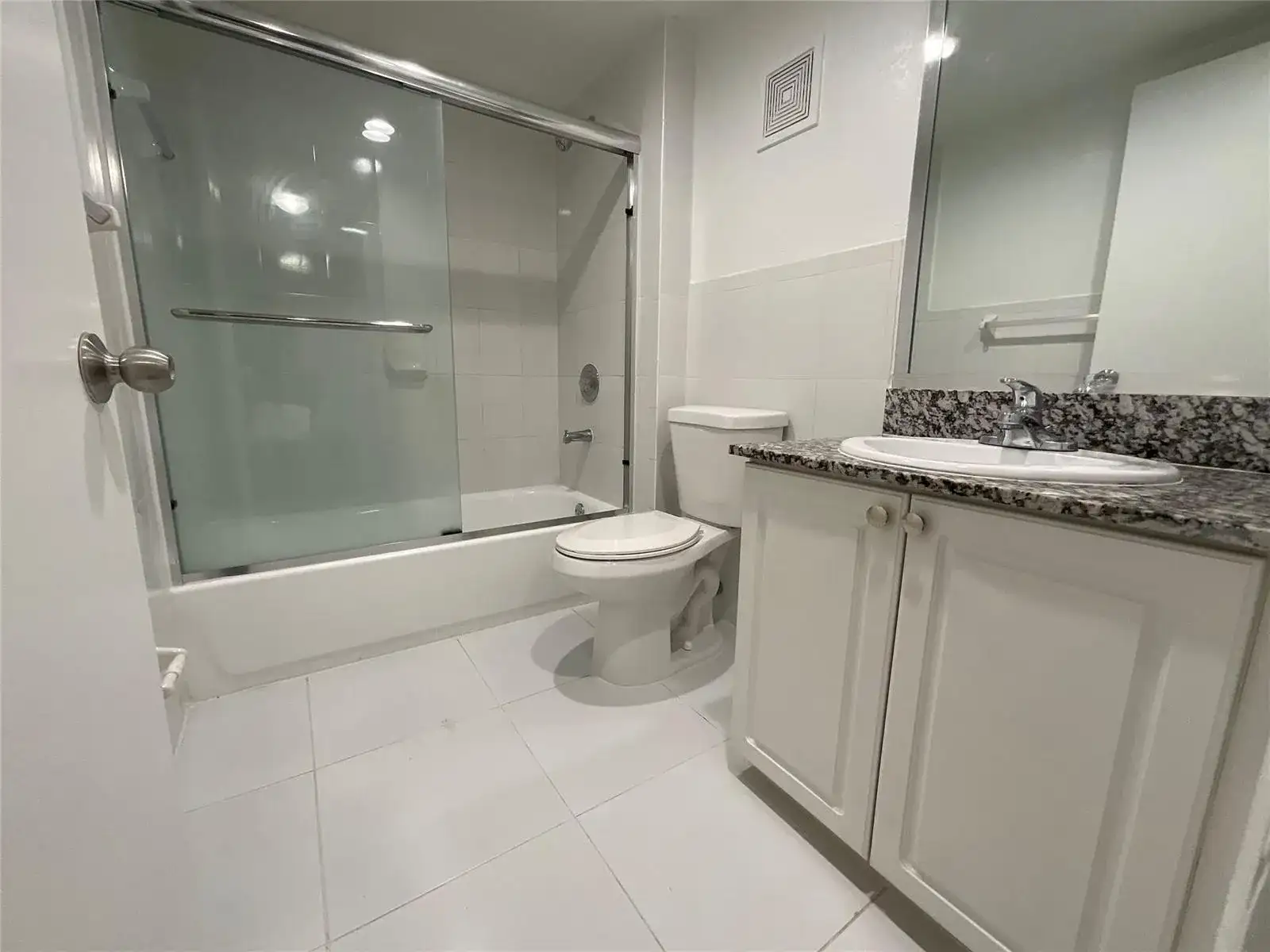 19455 NE 10 Avenue # 307, North Miami Beach FL 33179 photo 5